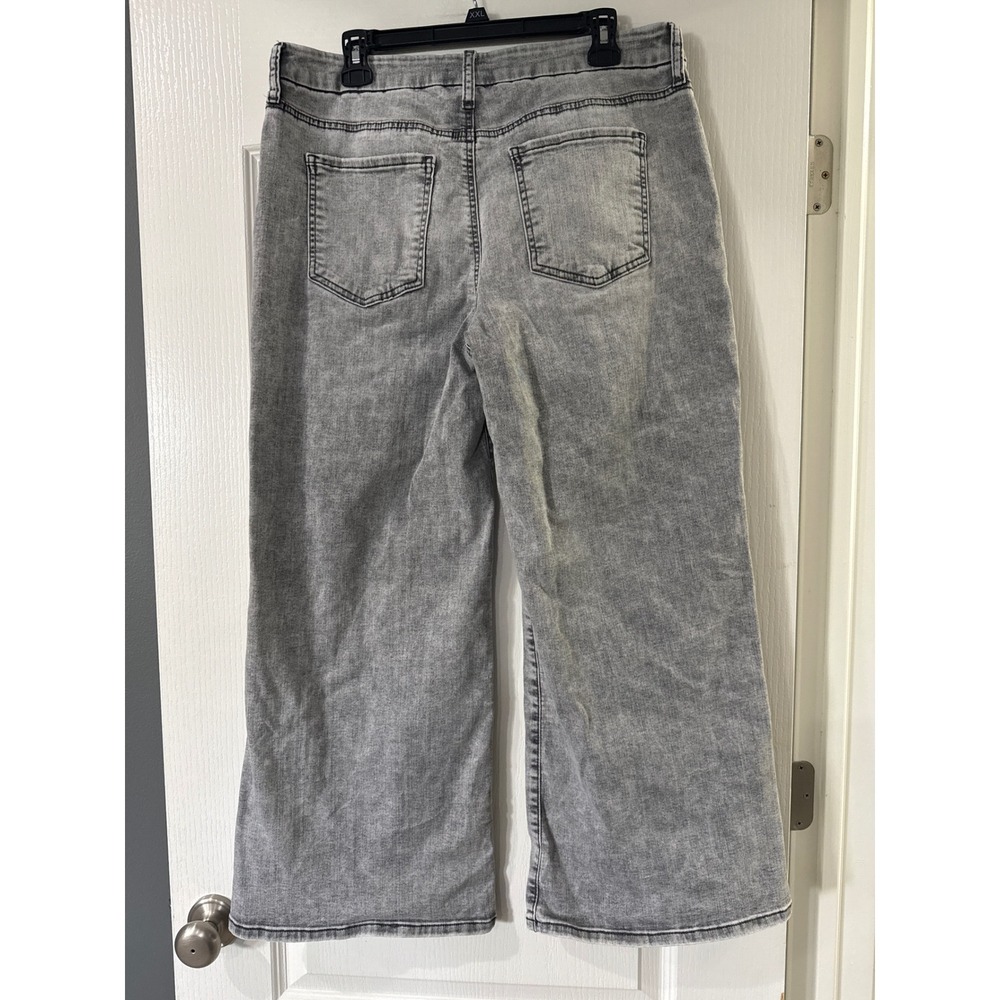 Kut from the Kloth Meg Fab Ab Wide Leg High Rise Grey Acid Wash Jeans Size 12 - Picture 4 of 5